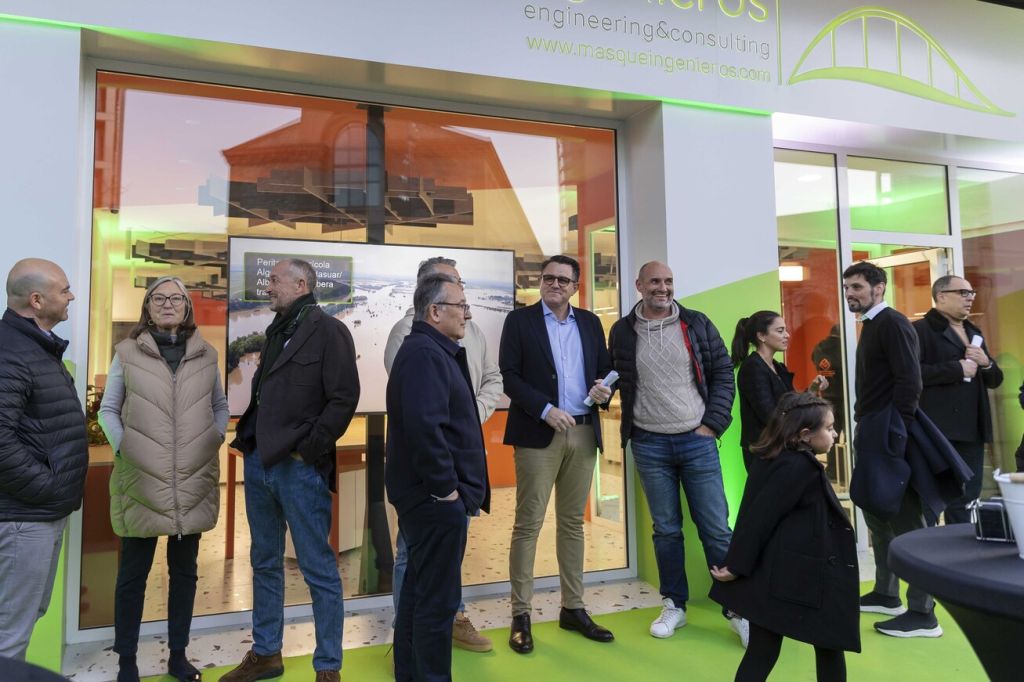 Inauguración de las nuevas oficinas de MasQueIngenieros, foto 8