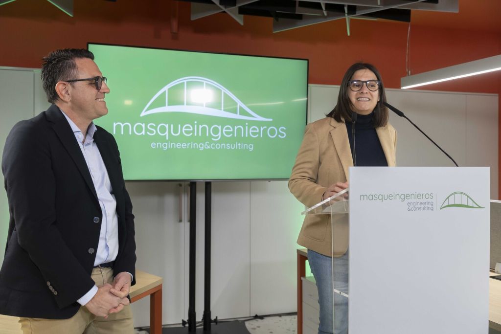 Inauguración de las nuevas oficinas de MasQueIngenieros, foto 106