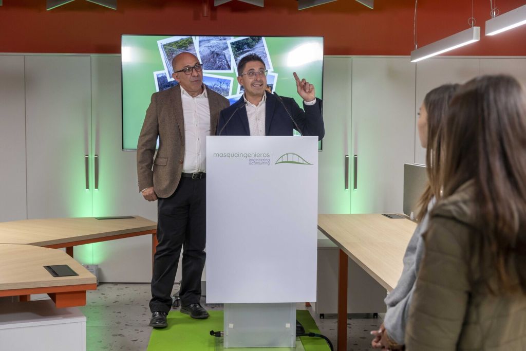 Inauguración de las nuevas oficinas de MasQueIngenieros, foto 127